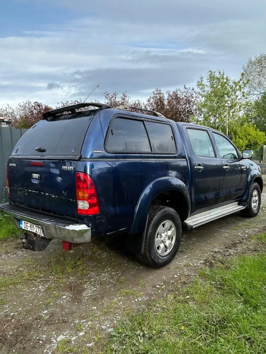 Toyota Hilux 2006 - Image 3