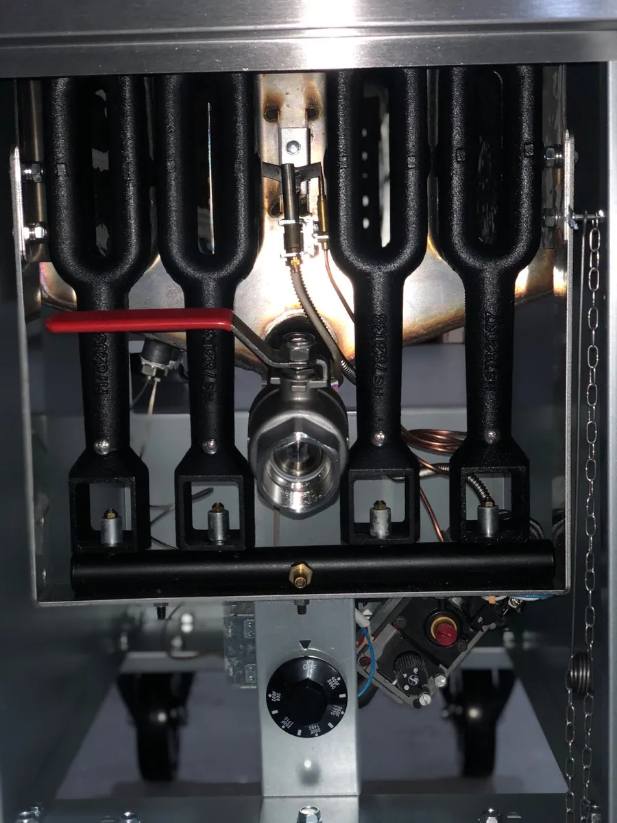 Massive Stock 4 Burner Gas Fryers - Image 3