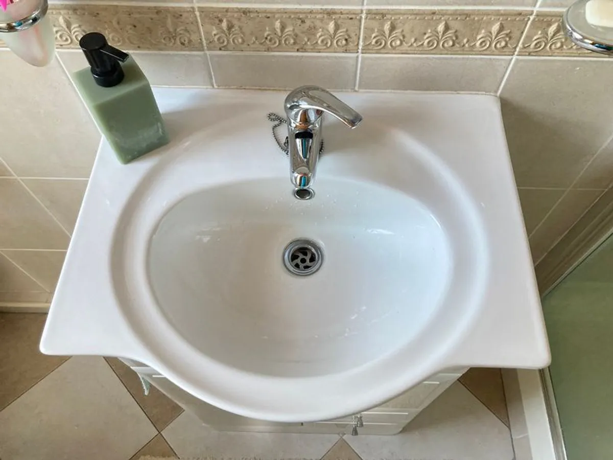 Bathroom - Image 2