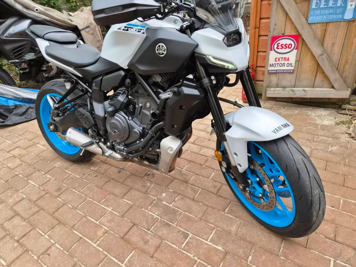 Yamaha MT 700 - Image 2