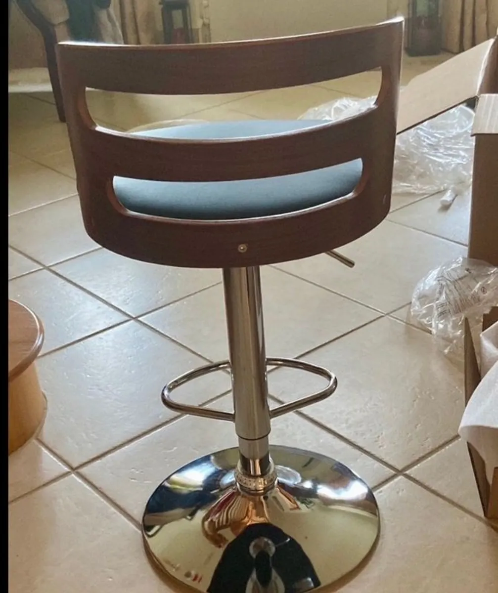 Barstool - Image 2