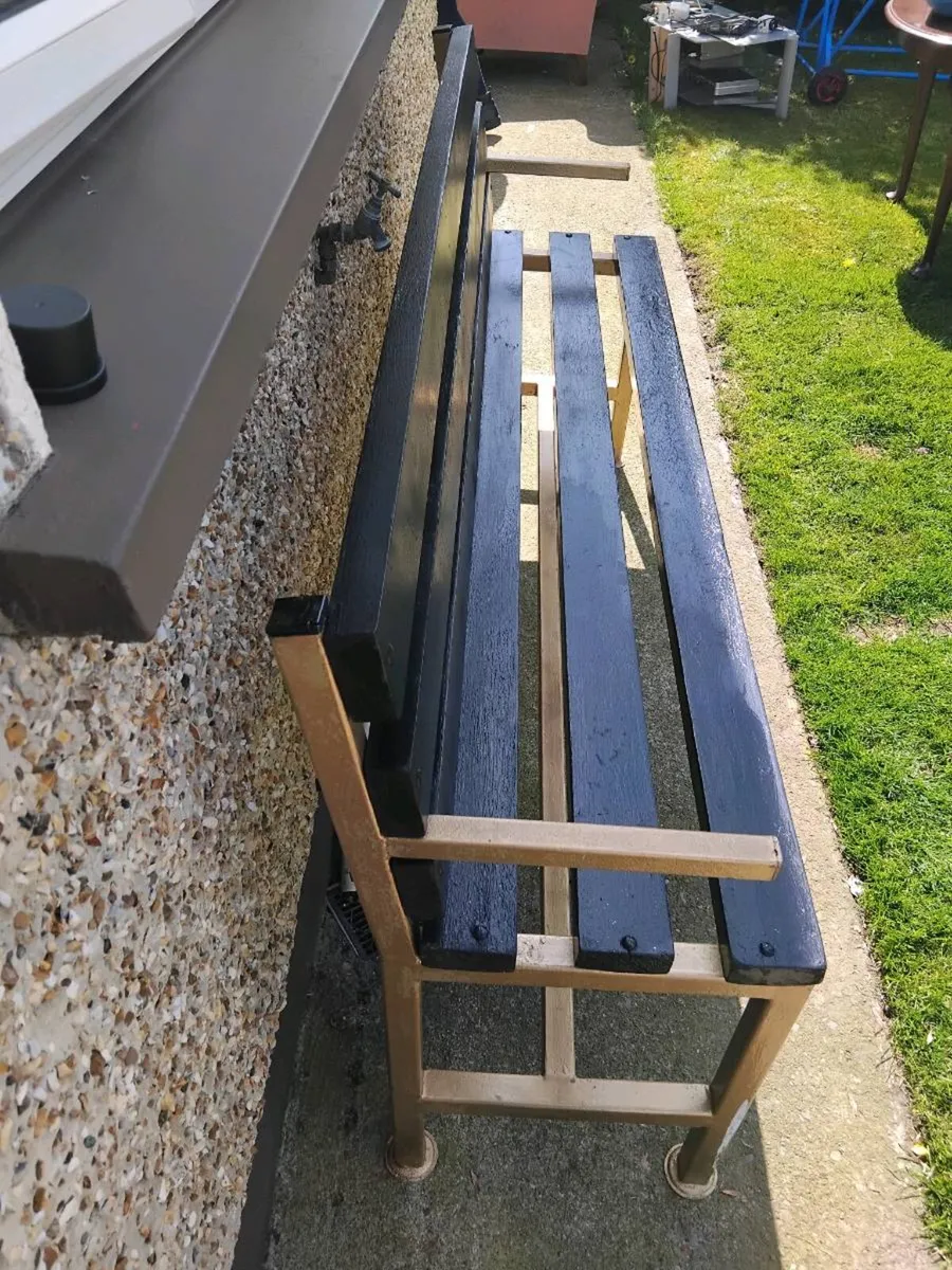 Bench - Image 1