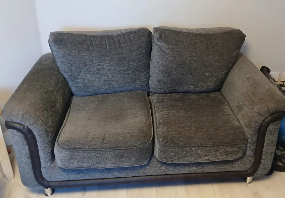 Couch - Image 1