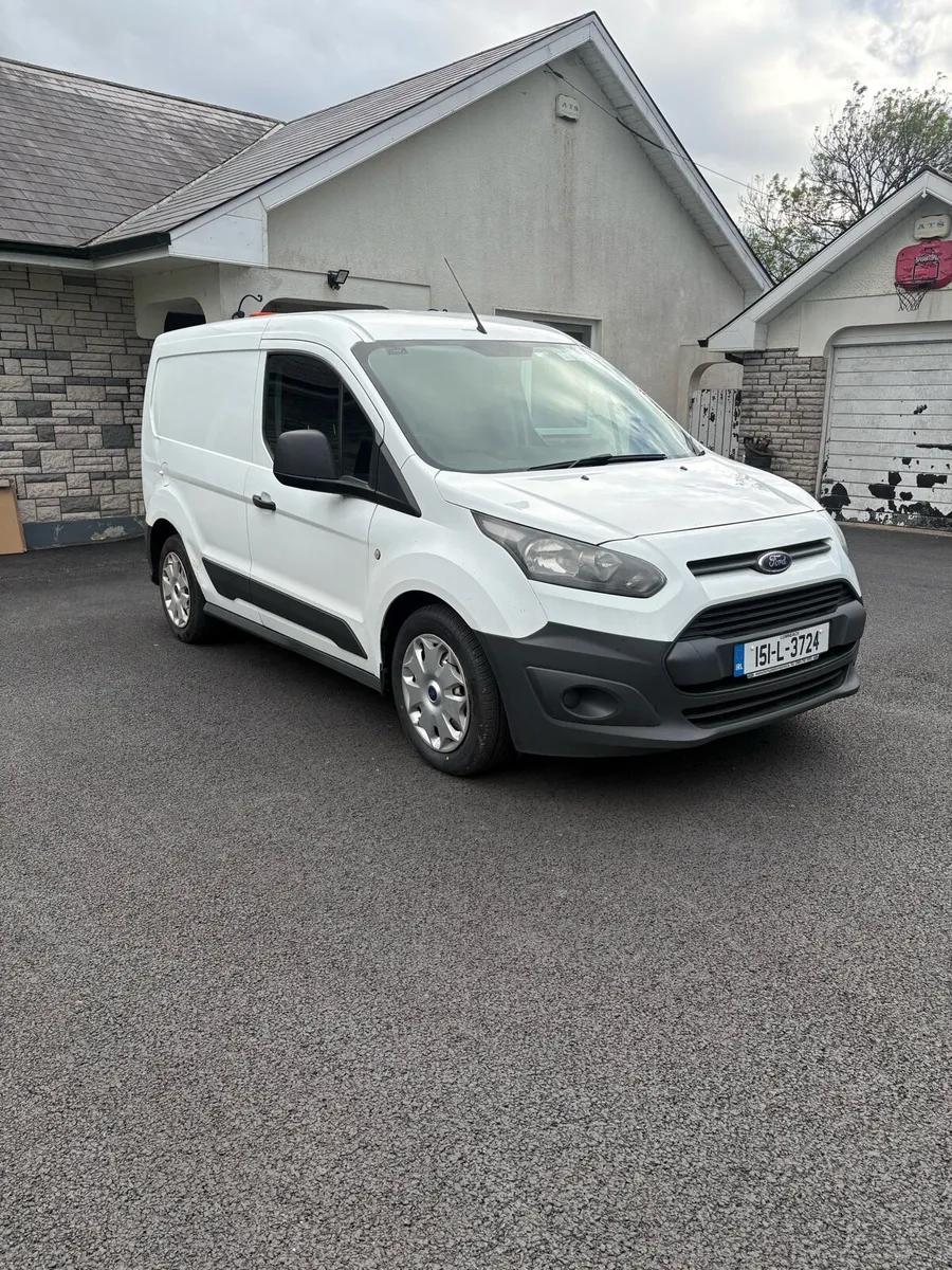 2015 Ford transit connect cvrt 05/27 tax 05/27 - Image 1
