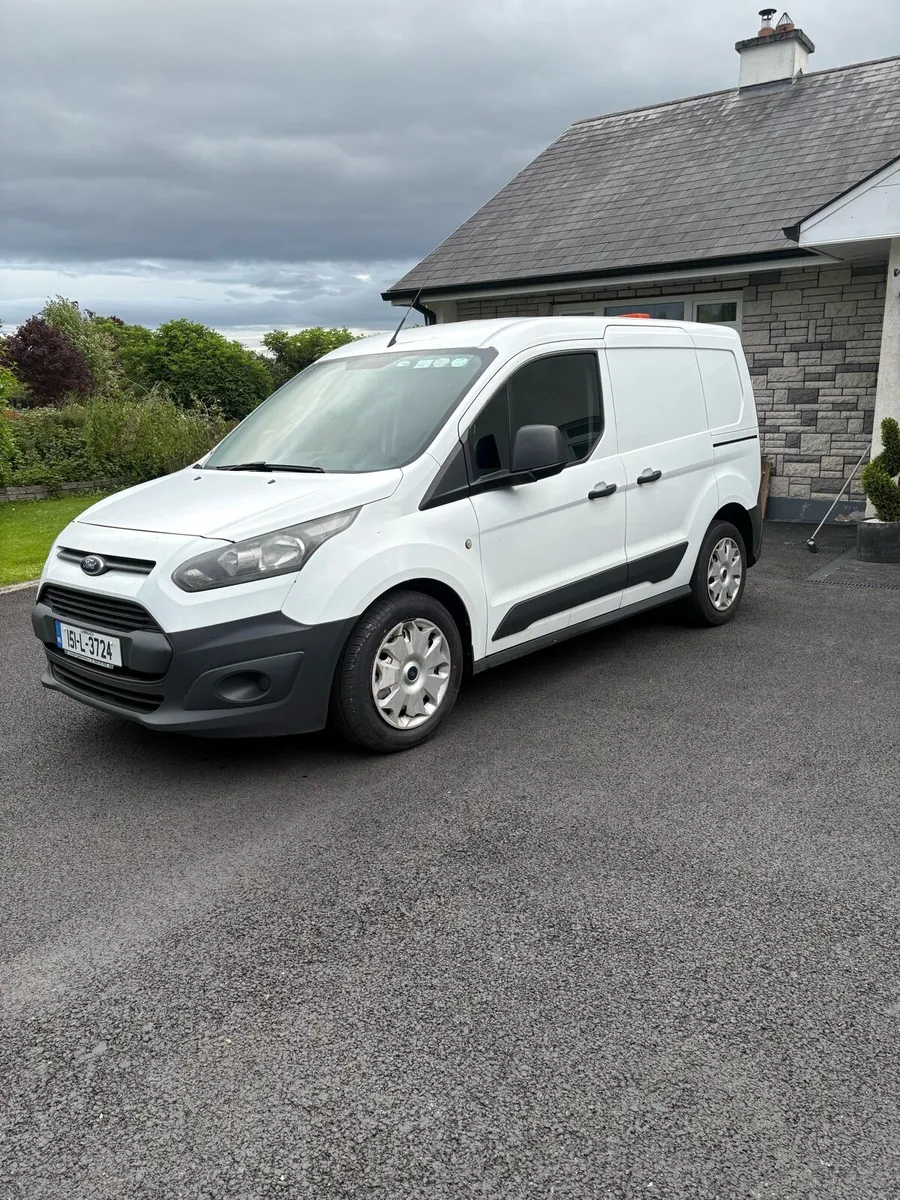 2015 Ford transit connect cvrt 05/27 tax 05/27 - Image 2