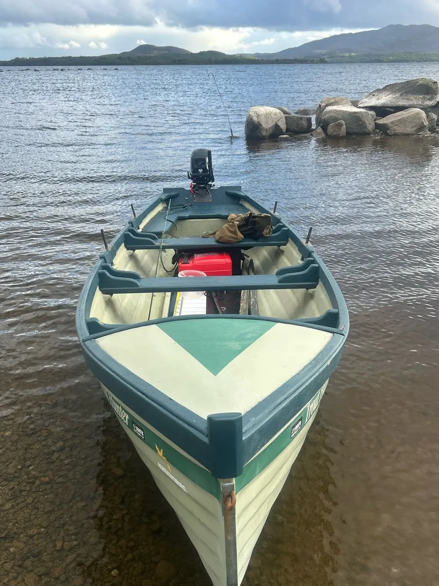 19ft Sheelin Lake Boat with galvanised Trailer - Image 3