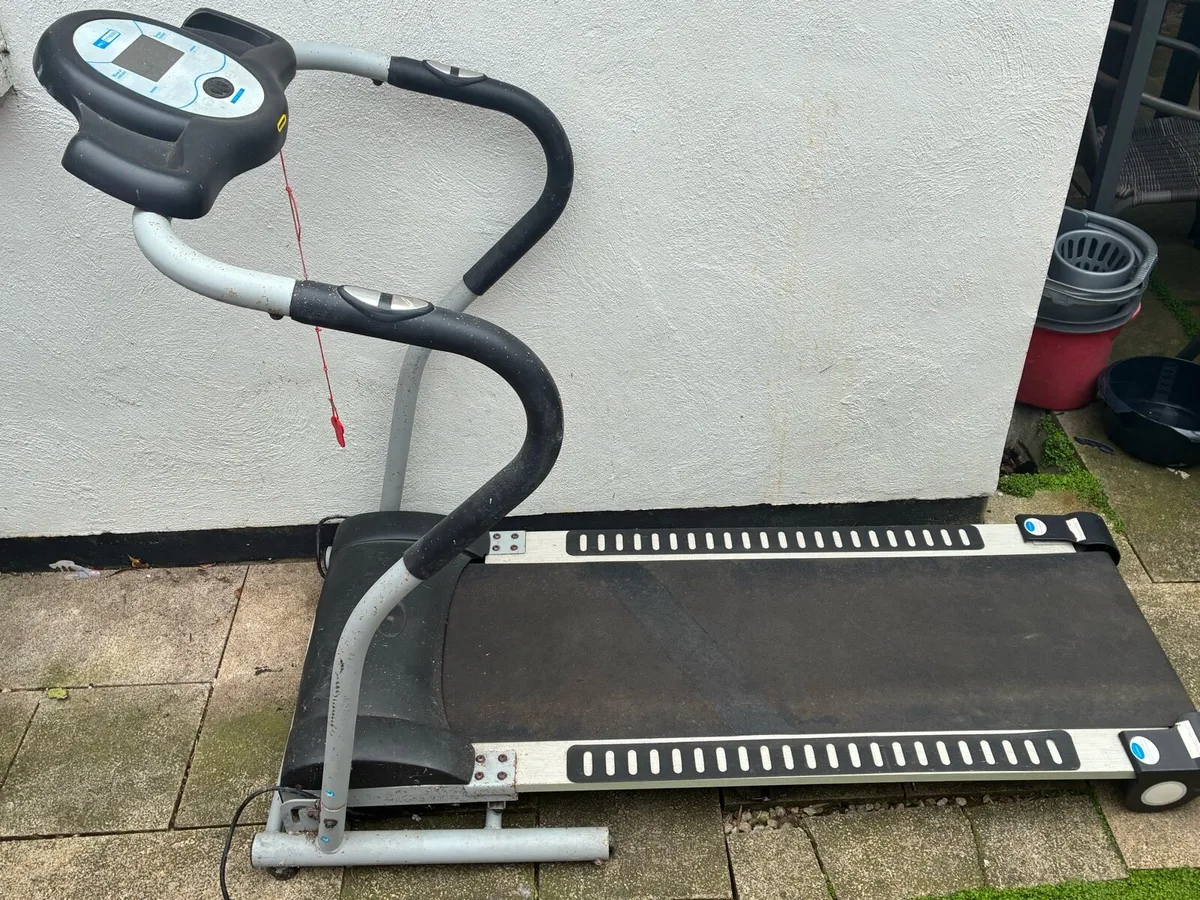 Treadmill €40 - Image 4