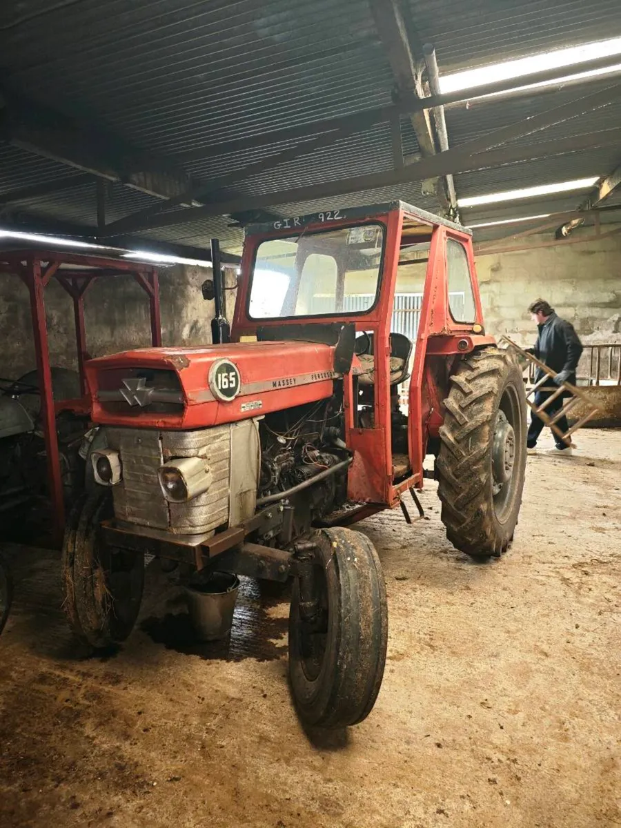 Massey Ferguson 165 Tractor - Image 1