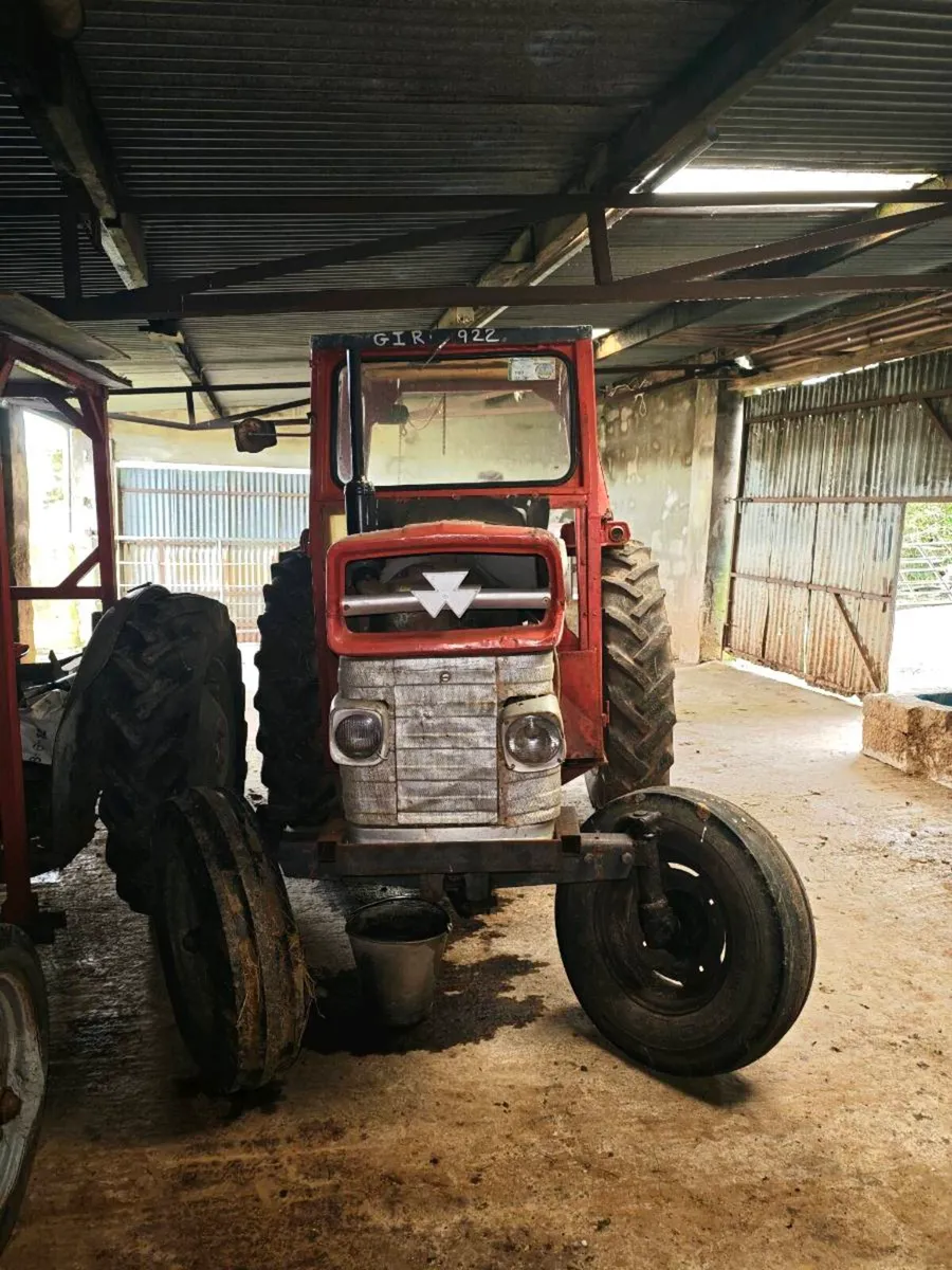 Massey Ferguson 165 Tractor - Image 2
