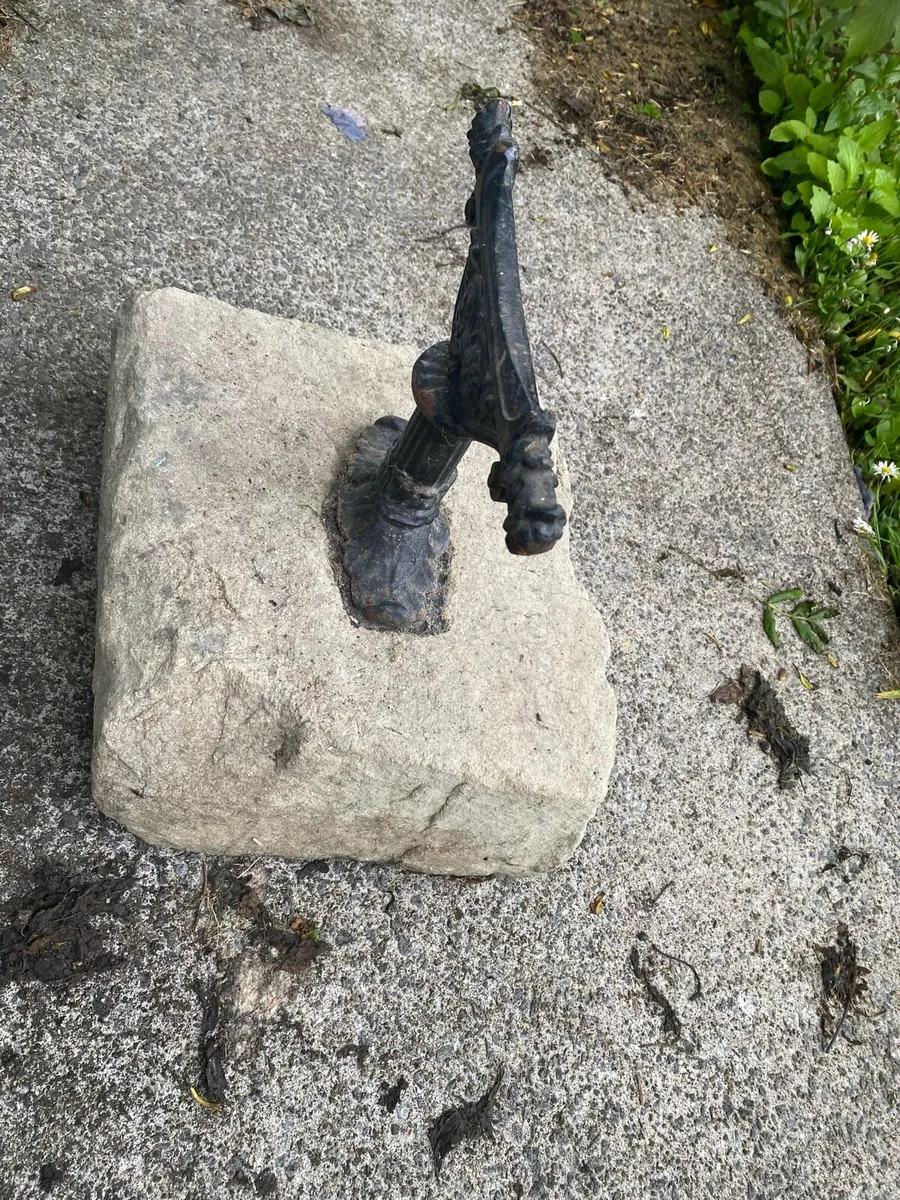 Vintage Cast Iron Boot Scraper - Image 3