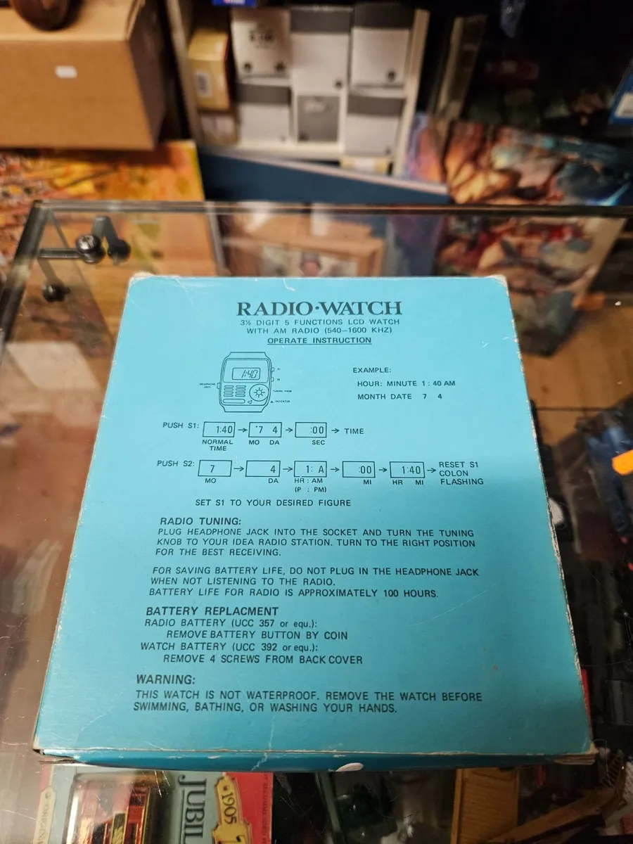 Vintage Retro Radio Watch - Image 2