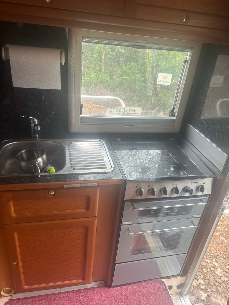 Camper - Image 3