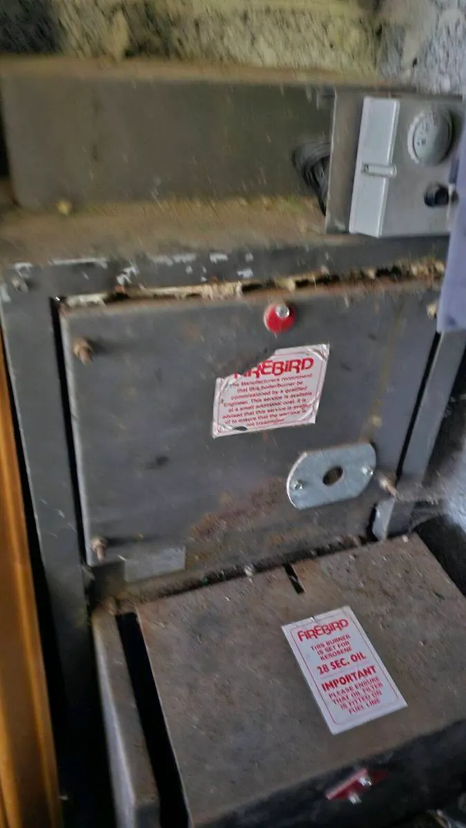 Firebird kerosine house boiler - Image 1