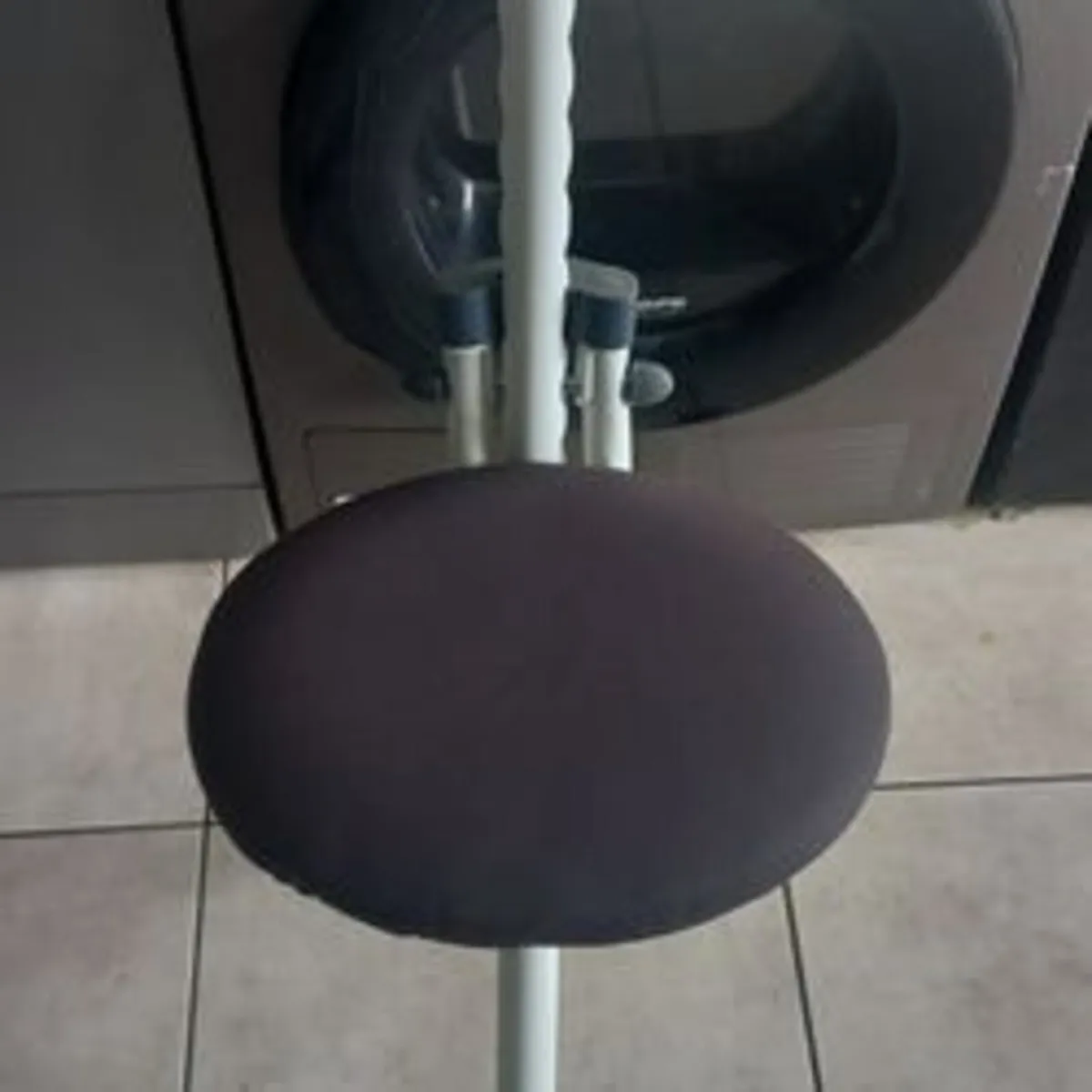 Strong foldable adjustable Musicians Chair - Image 3