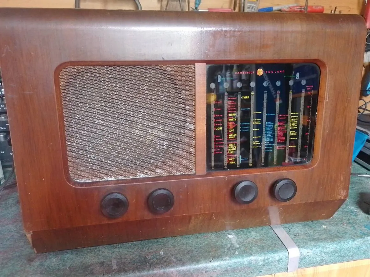 1950 PYE p.35 radio - Image 1