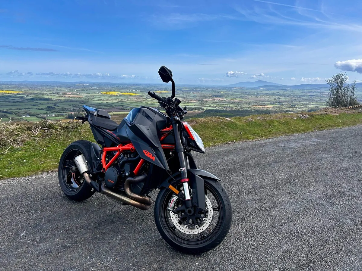 KTM 1290 Superduke R 2022 - Image 1