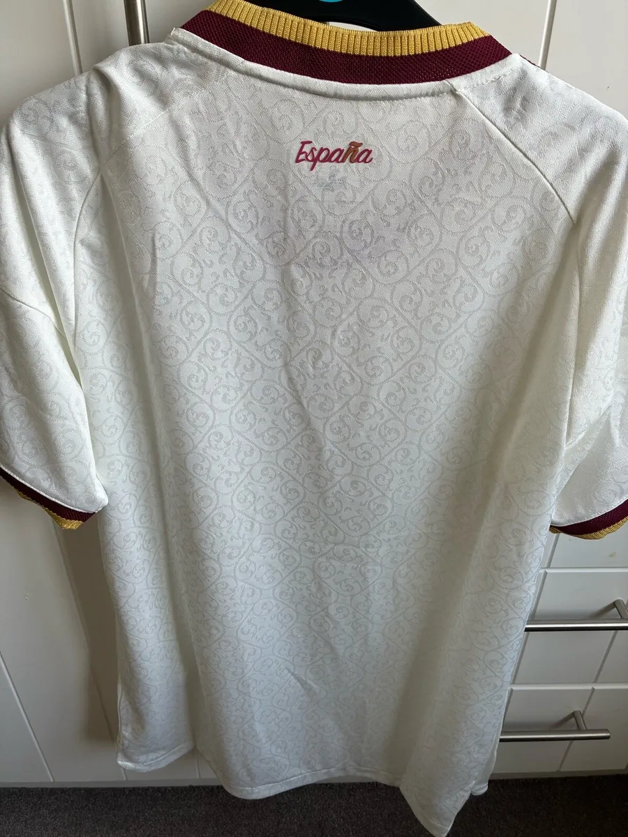 Spain Away World Cup Jersey - Image 2