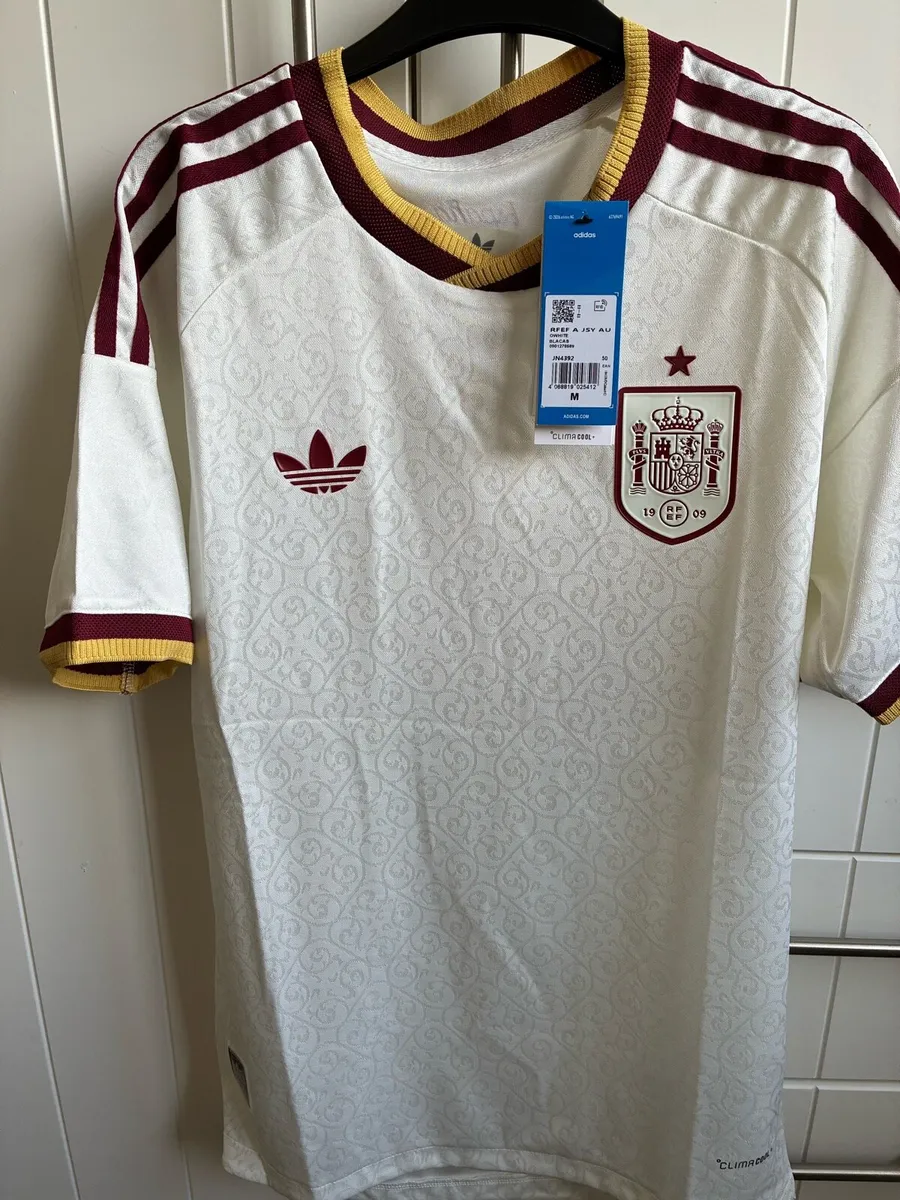 Spain Away World Cup Jersey - Image 1