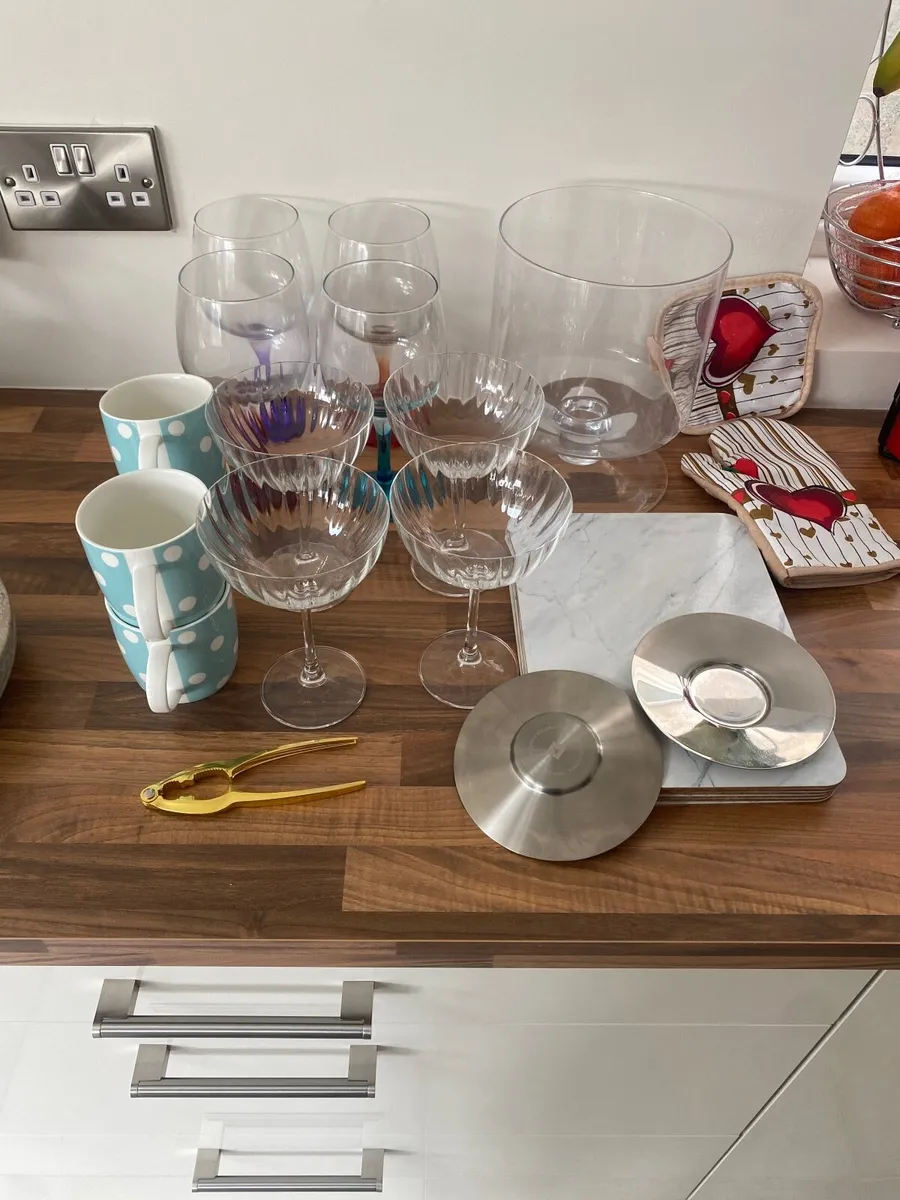 Kitchenware / glassware