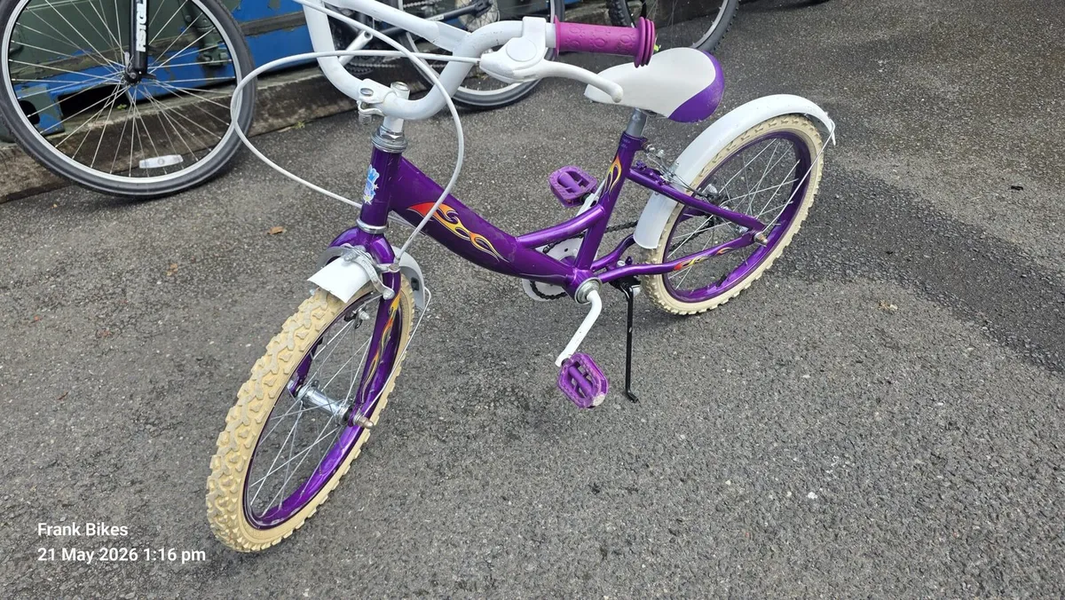 18” Girls Bike – Purple & White – Like New – €50 - Image 3