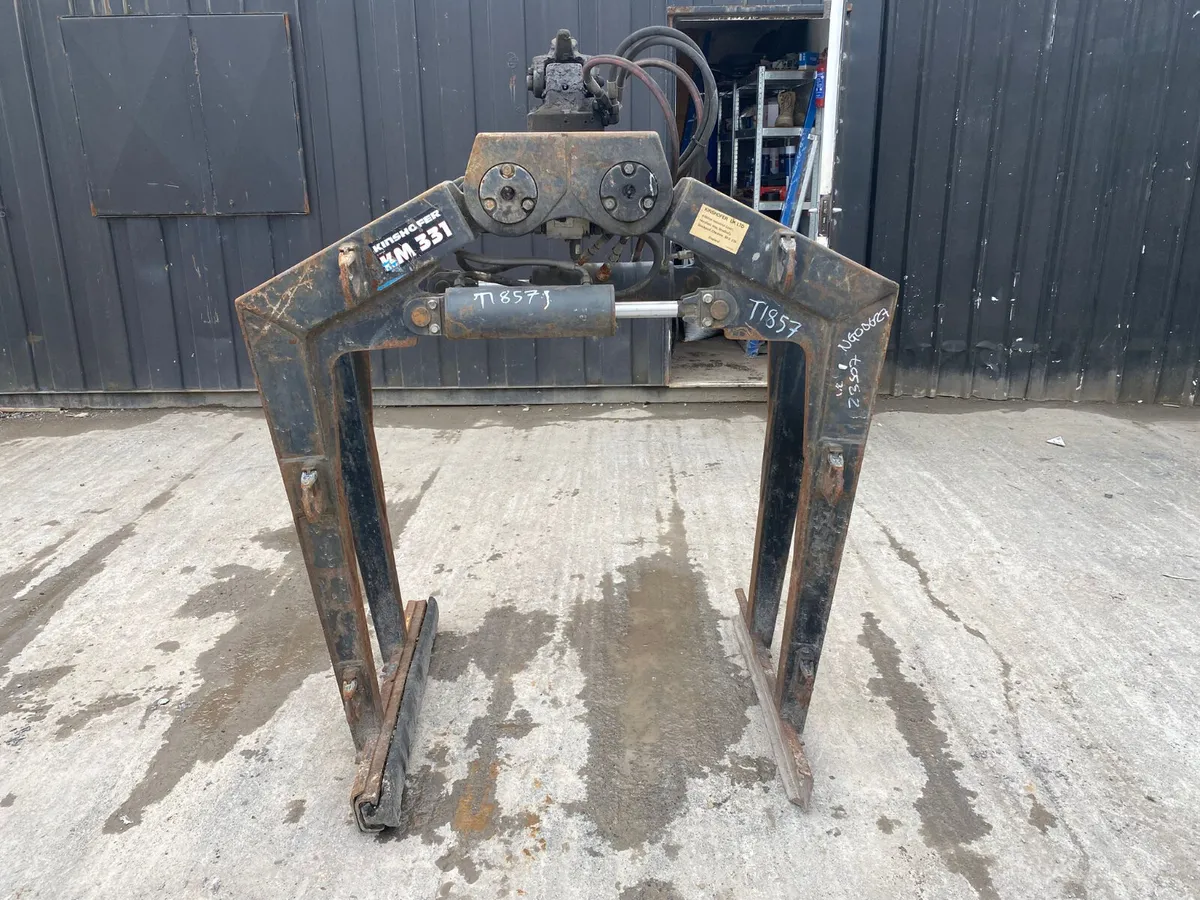 Kinshofer 331-1000 Hydraulic Rotating Block Grab - Image 2