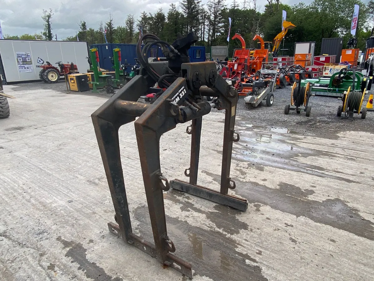 Kinshofer 331-1000 Hydraulic Rotating Block Grab - Image 4