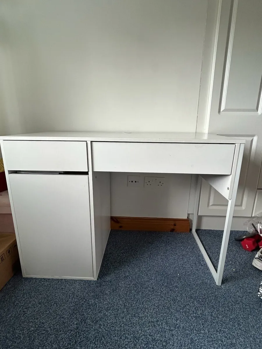 Desk - Image 1