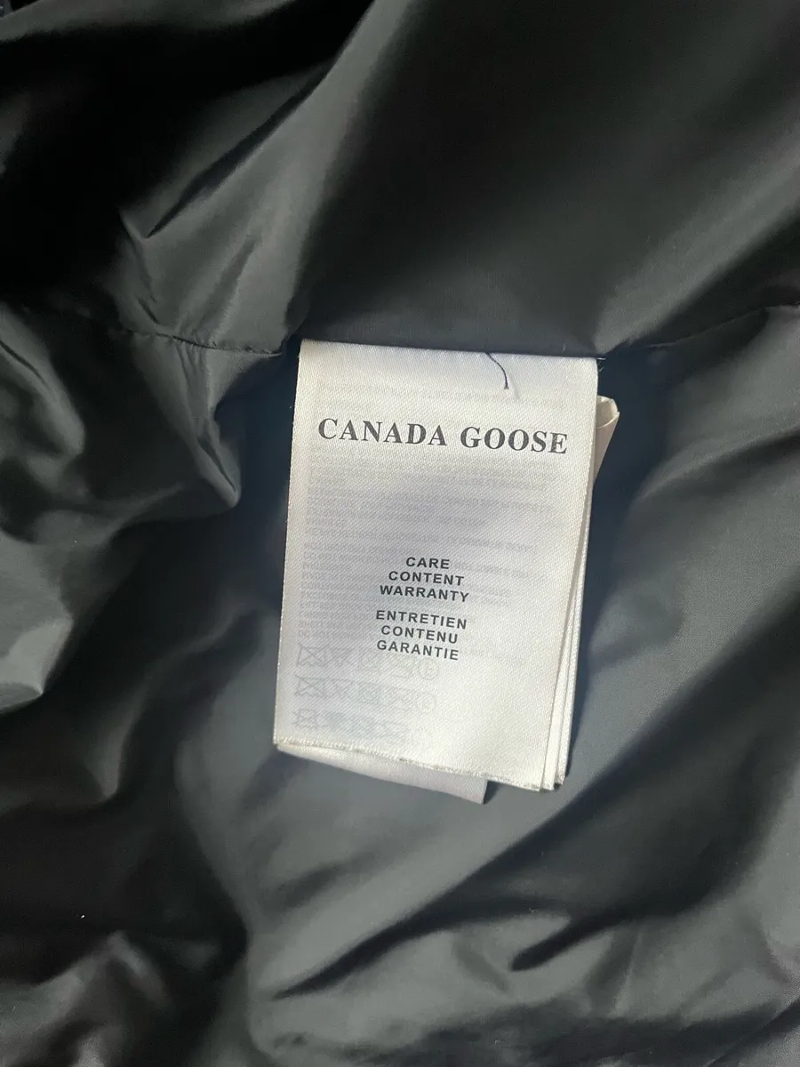 Canada Goose Jacket - Image 4