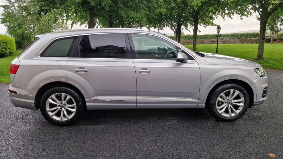 2016 Audi Q7 Quattro 3.0L Diesel - 5-Seater N1 - Image 2