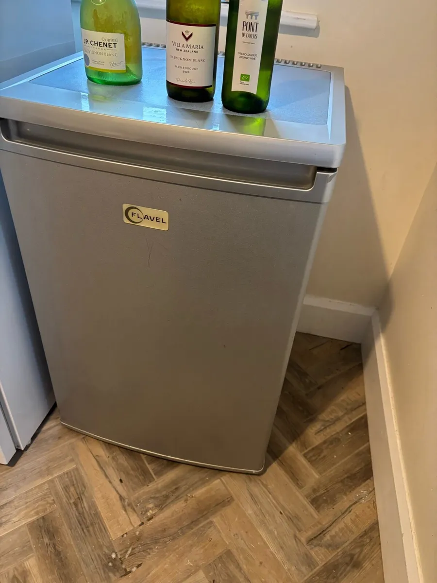 Under counter fridge - Image 1