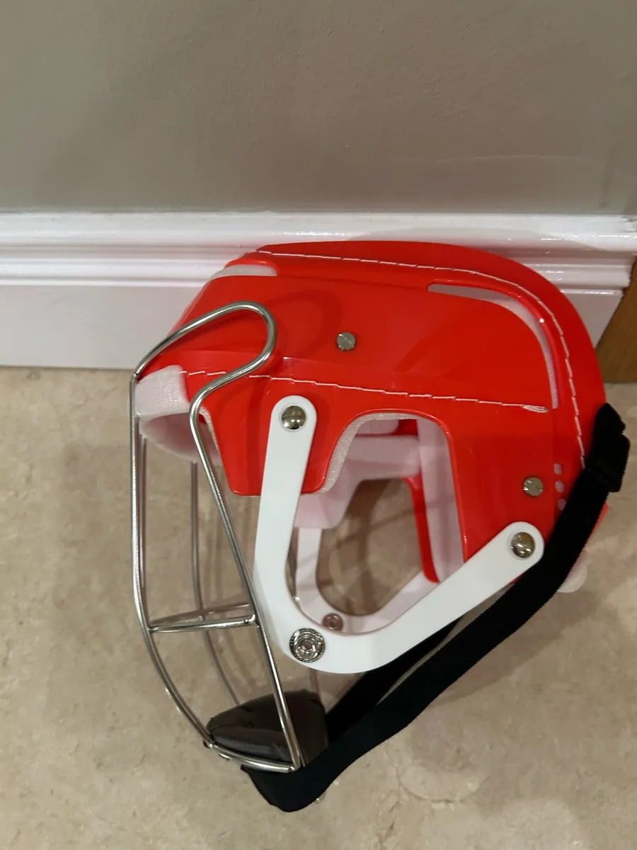 Hurling Helmet Hurley - Image 2