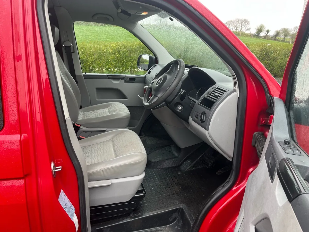 VW Transport 140 BHP DSG Crew Cab - Image 4