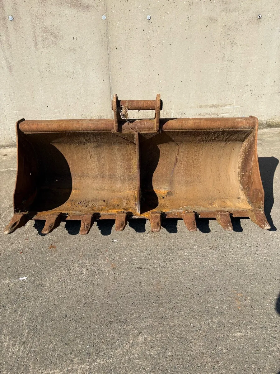 20 tonne buckets - Image 3