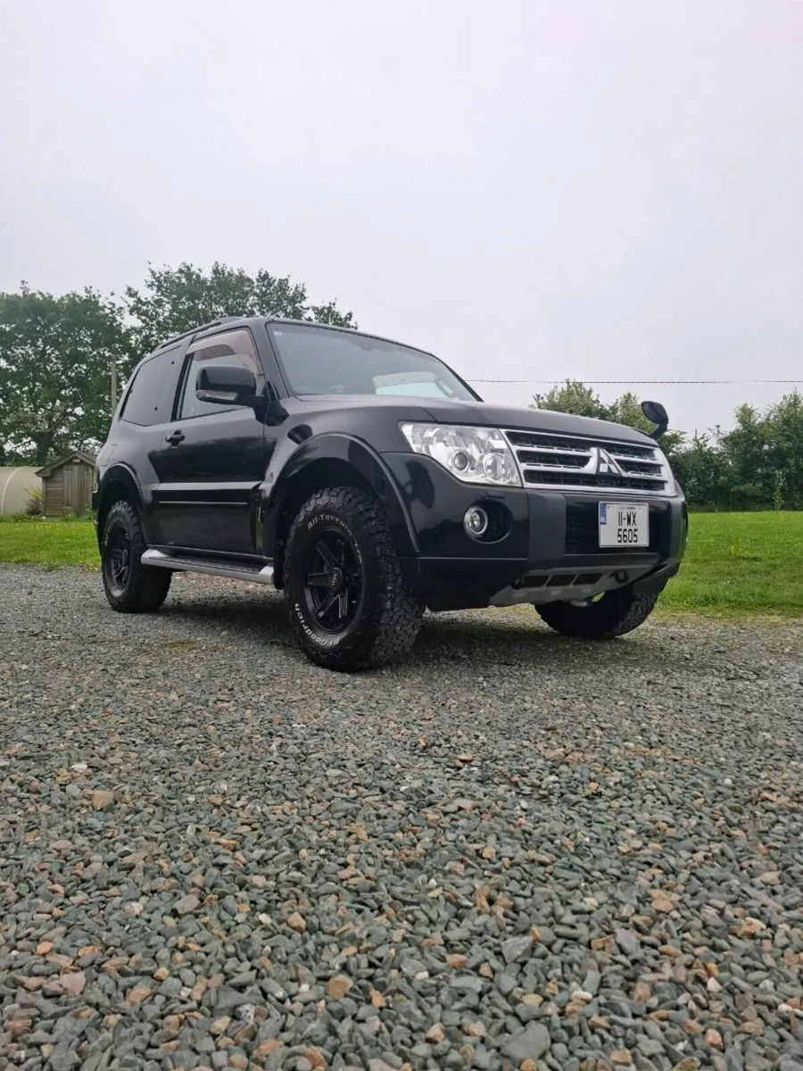 Mitsubishi Pajero (Low kms) - Image 1
