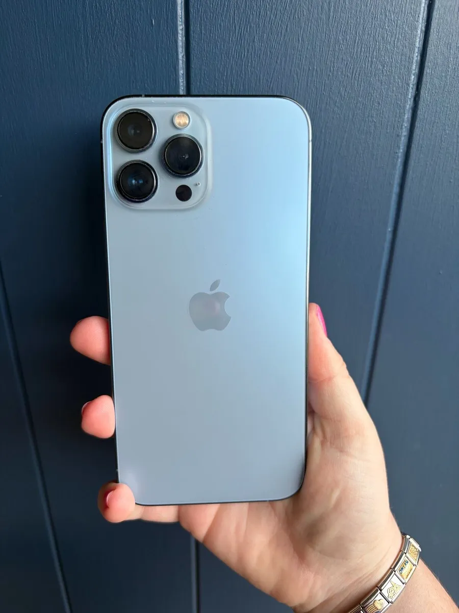 iPhone 13 Pro Max - Image 1