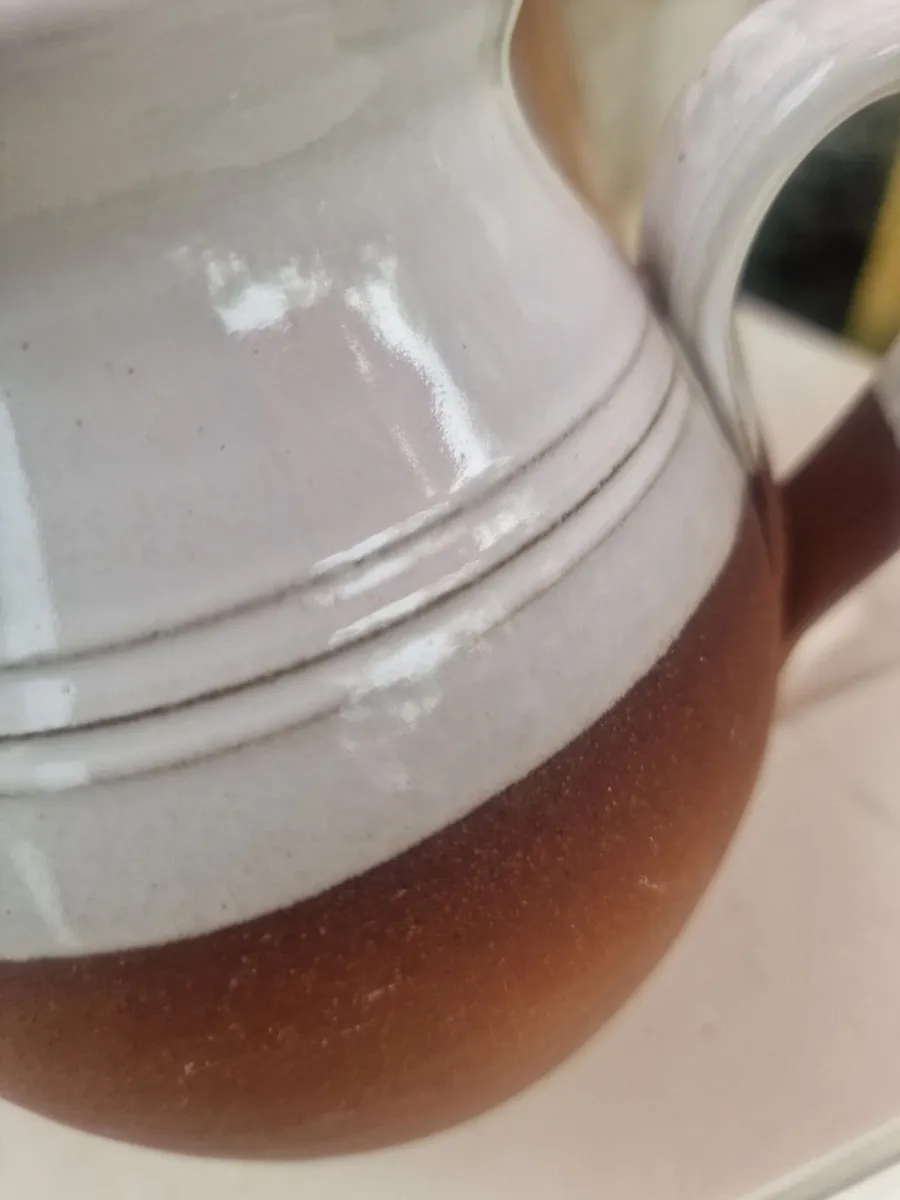 Stephen Pearce pottery. - Image 2