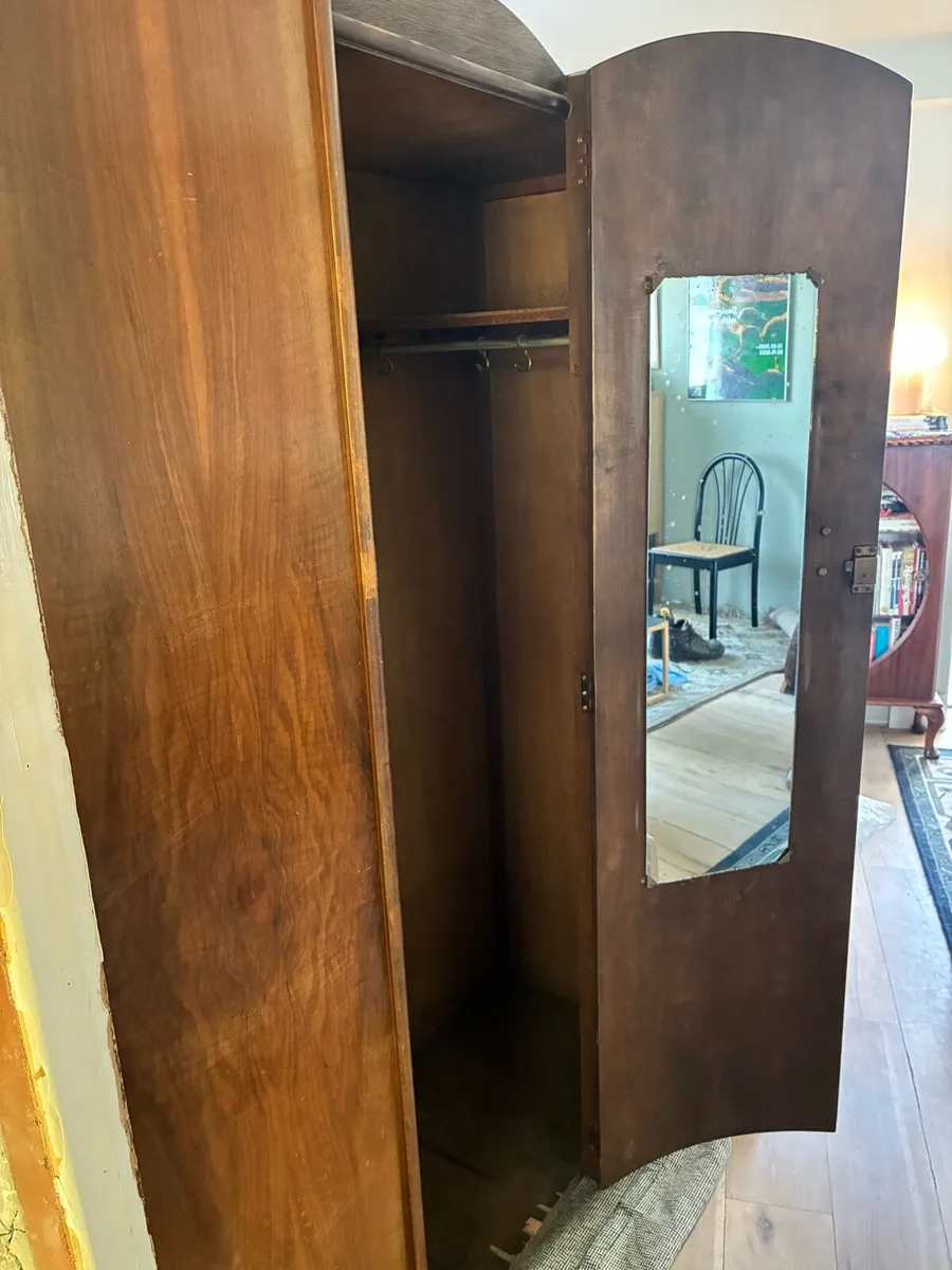 Vintage Wardrobe - Image 3