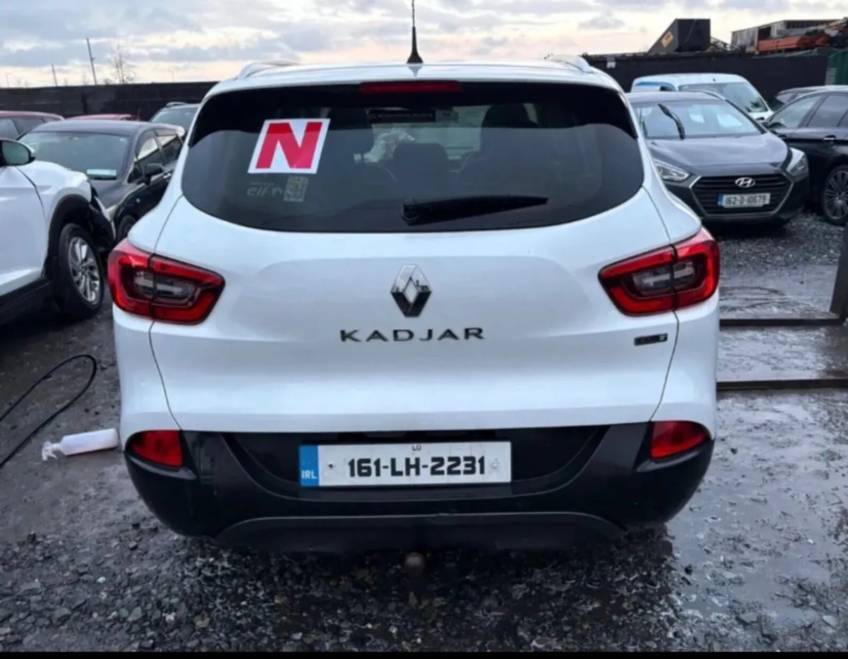 2016 Renault Kadjar 1.5 Diesel driving - Image 2