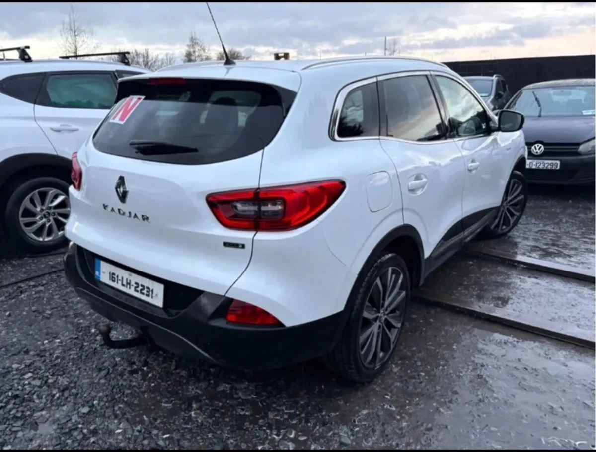 2016 Renault Kadjar 1.5 Diesel driving - Image 1