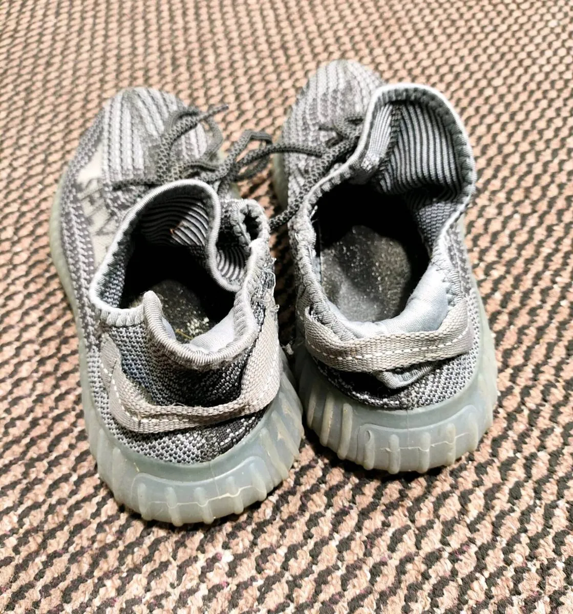 Adidas Yeezy Boost 350 V2 Carbon (Asriel) - Image 4