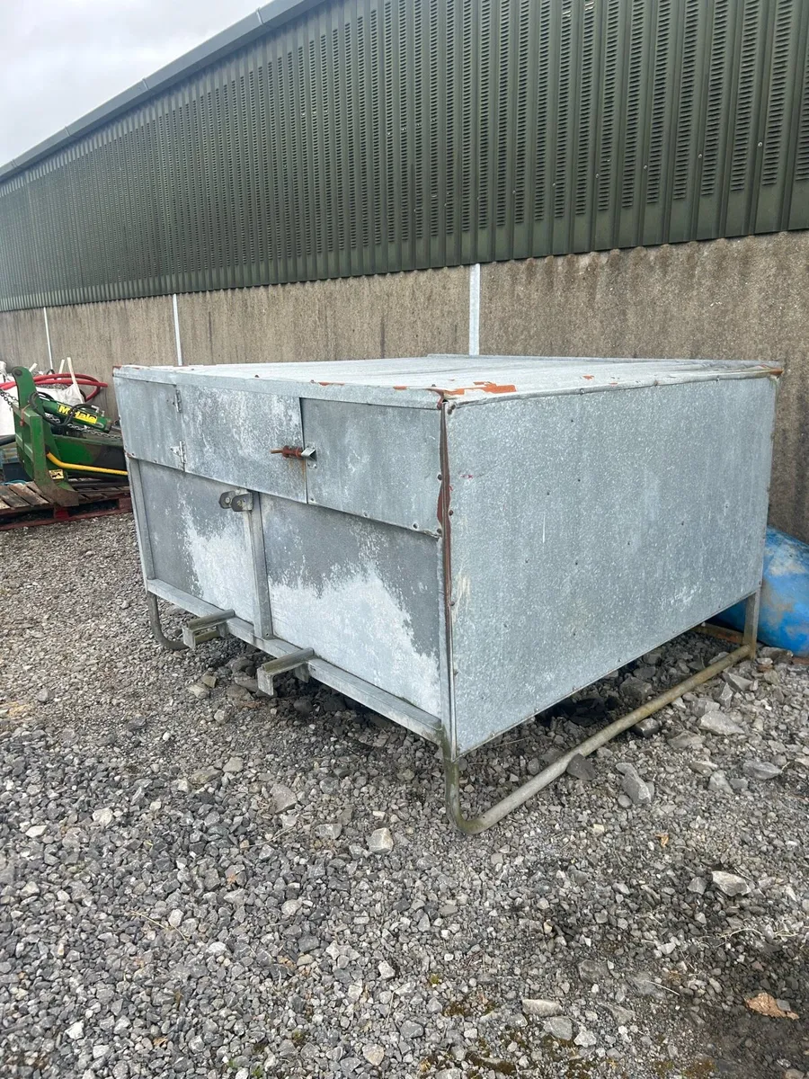 Calf Creep feeder - Image 1
