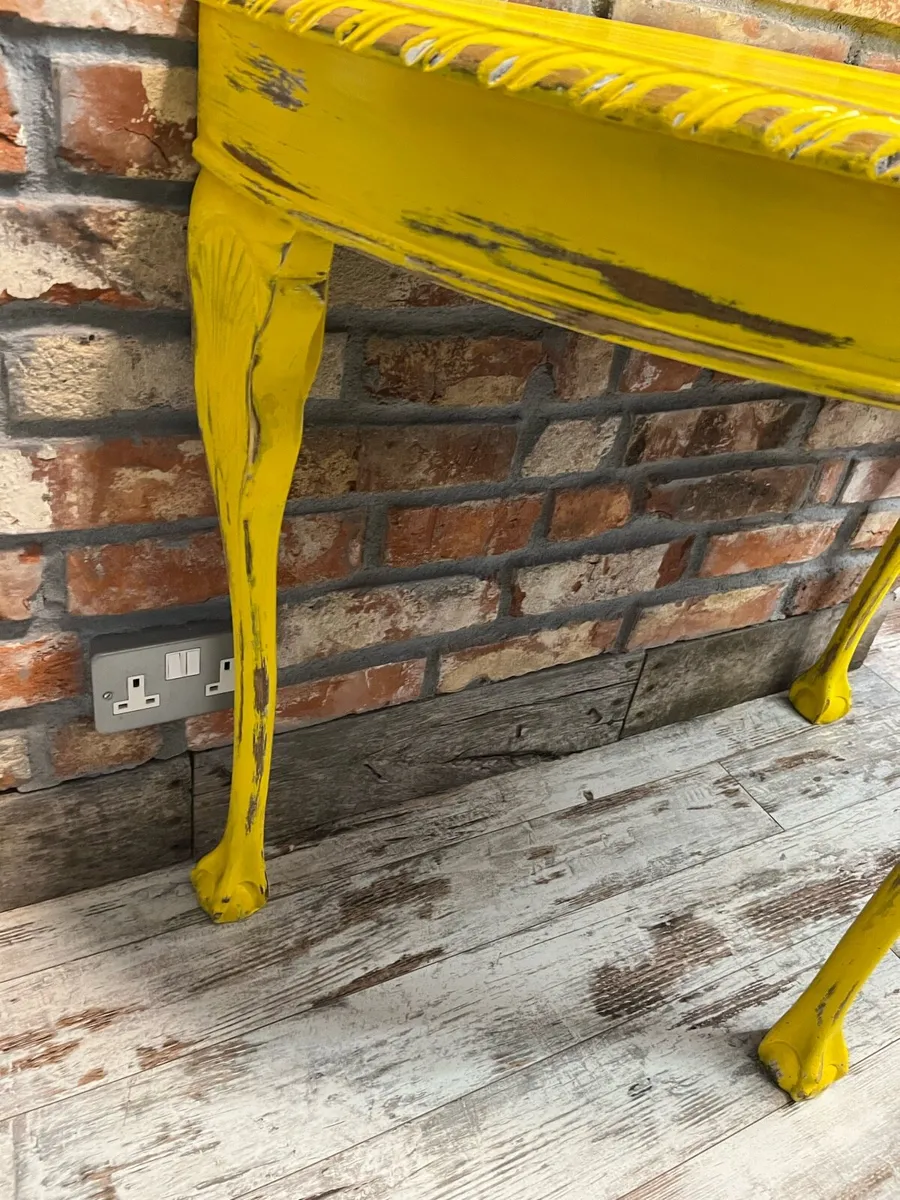 Vintage hall table - Image 2