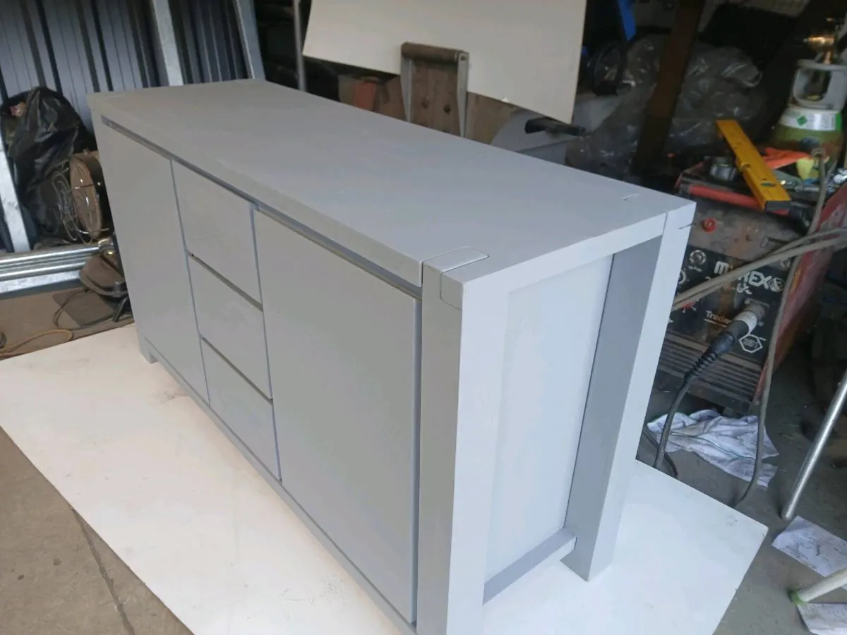 Sideboard - Image 2