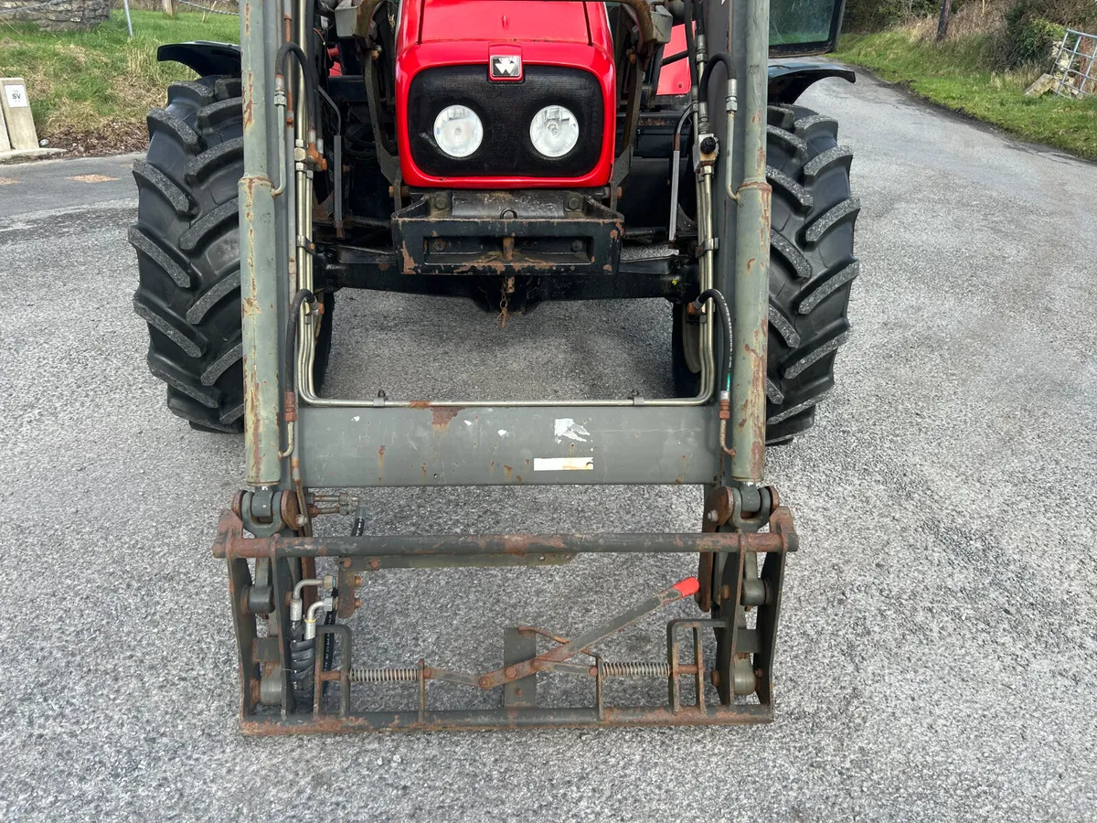 2009 Massey Ferguson 5445 with Mx Loader - Image 3