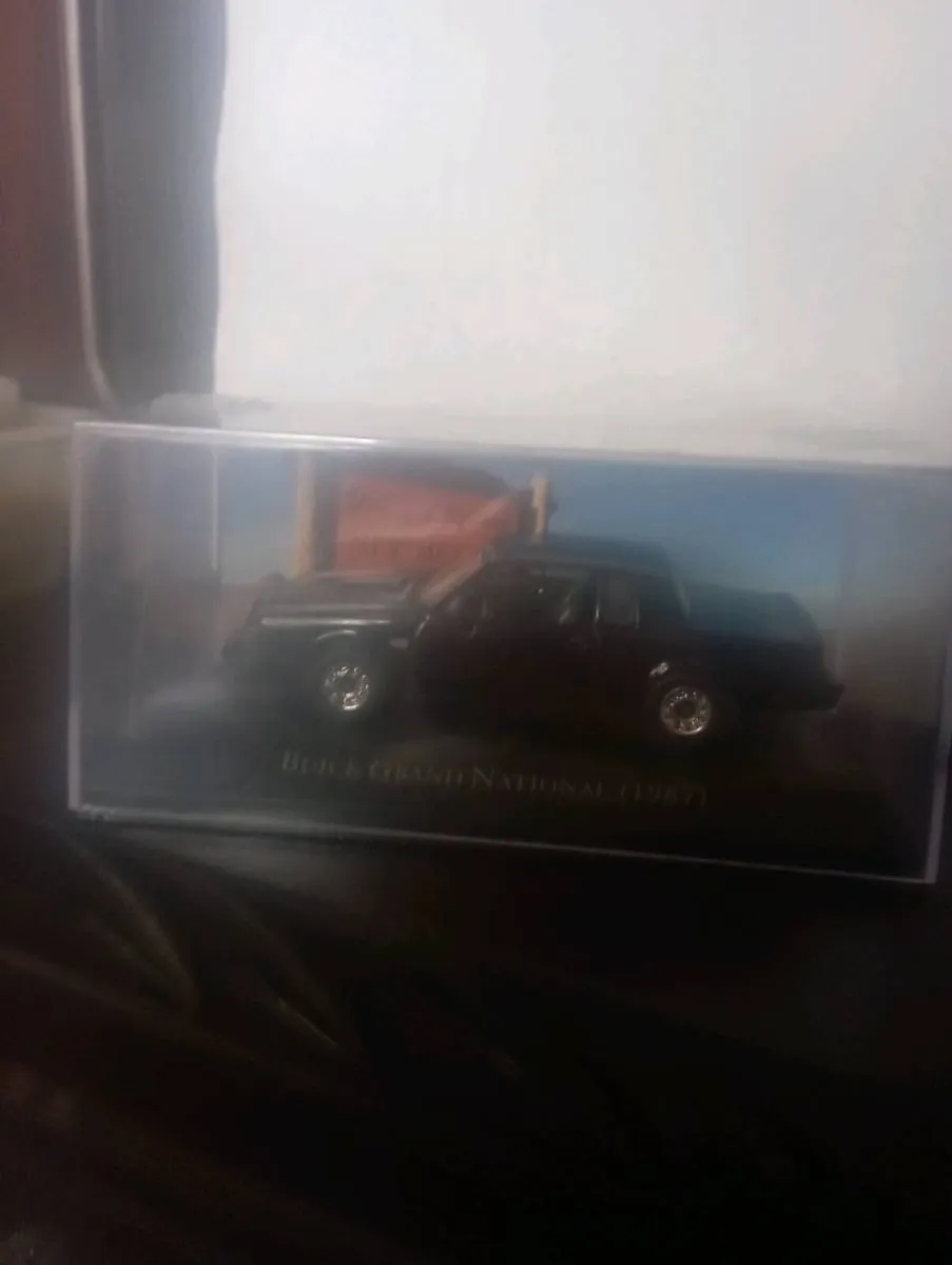 BLACK  BUBCK GRAND NATIONAL {1987}1-43 SCALE. - Image 2