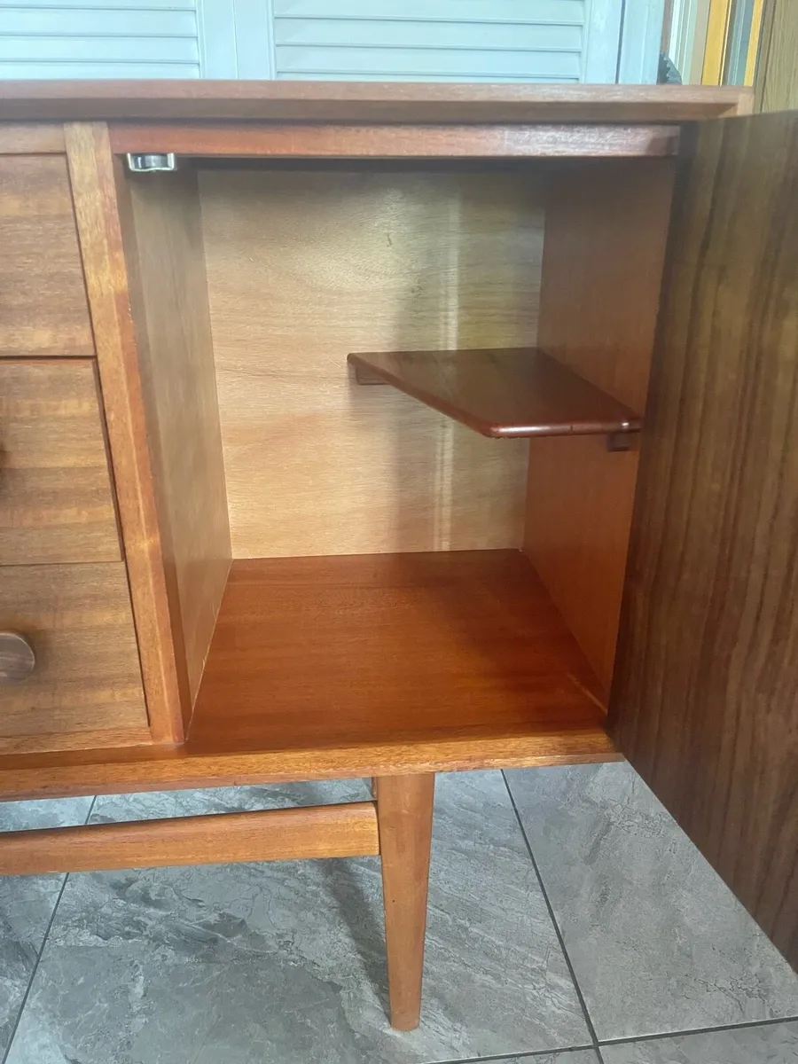 Mid century sideboard - Image 4