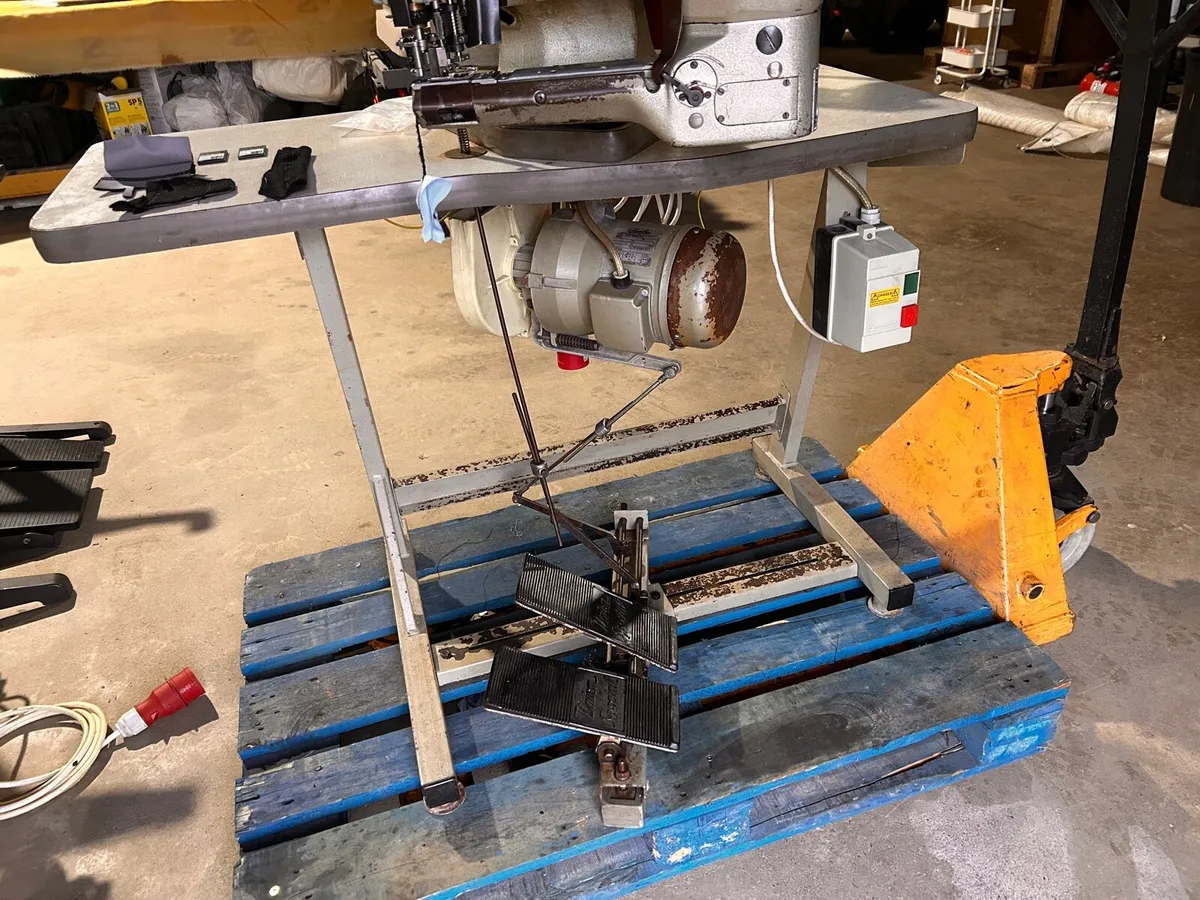 Union Special flatseam machine - Image 2