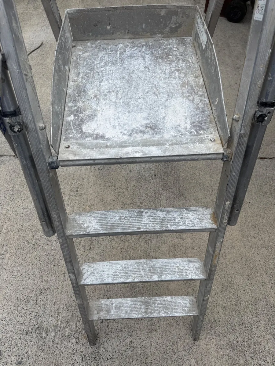 Ladder - Image 3