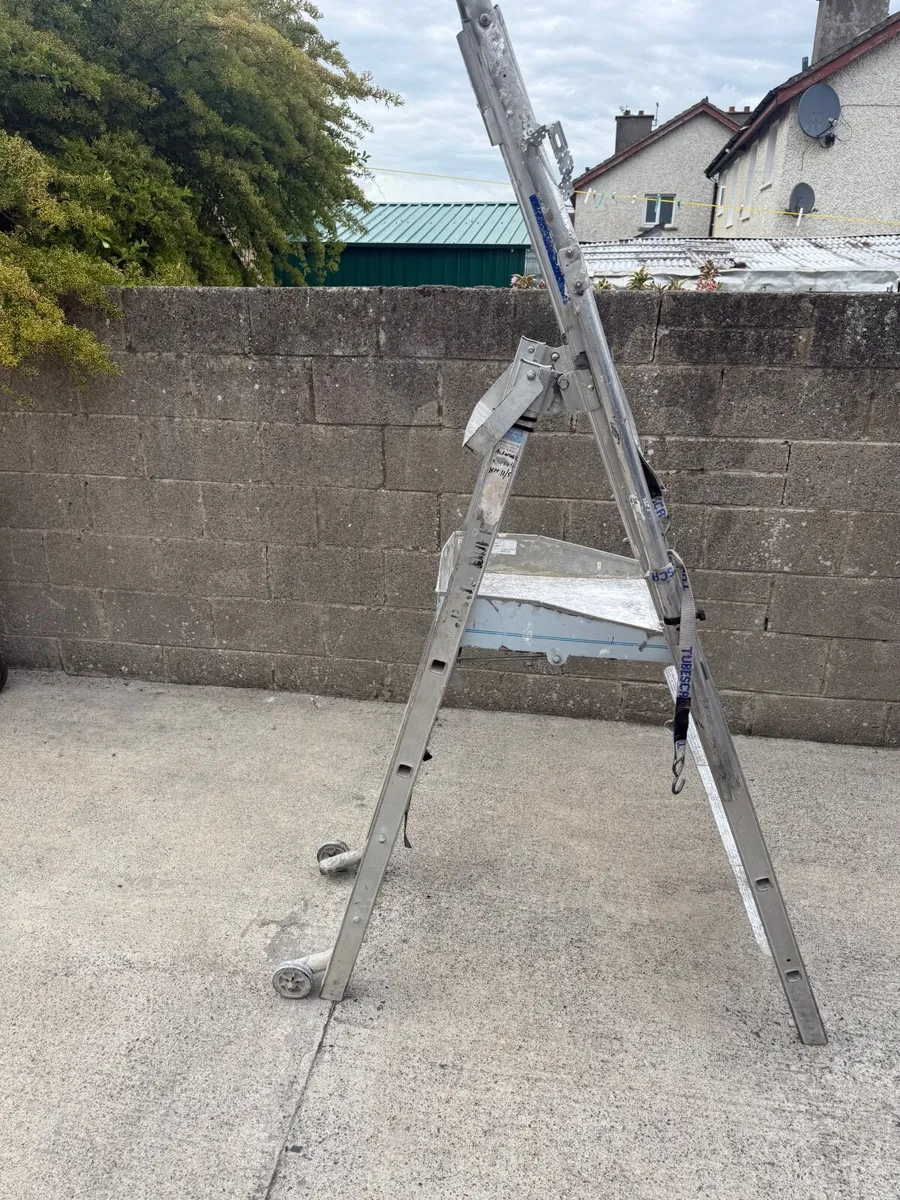 Ladder - Image 4