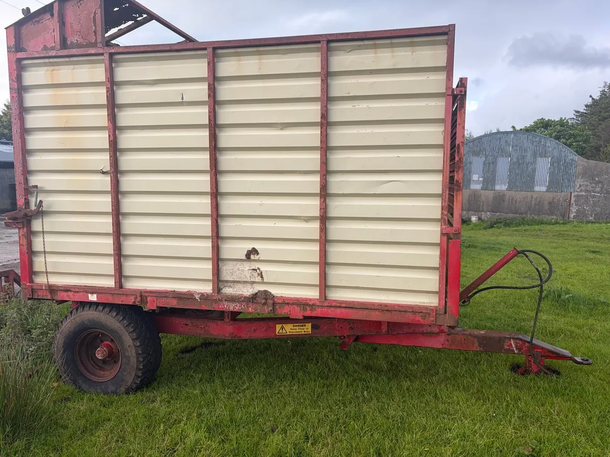 Silage trailer - Image 1